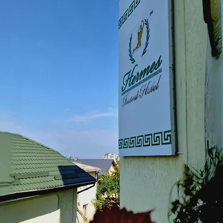 Готель Гермес - Відпочинок І Оздоровлення 3* Truskavets